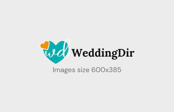 Сватбени букети Категория продавач Wedding Florist